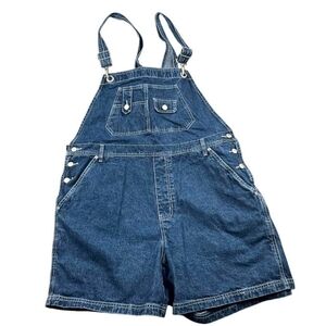St John's Bay Ladies Vintage Denim   Overall  Shorts NWOT Size M
